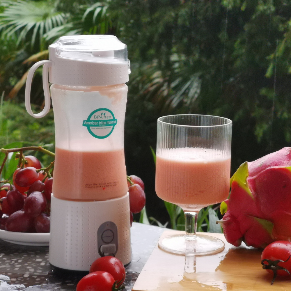 Portable USB Blender for Shakes & Smoothies